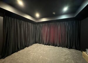 How Ziptrak Blinds Improve Outdoor Comfort in Melbourne Homes