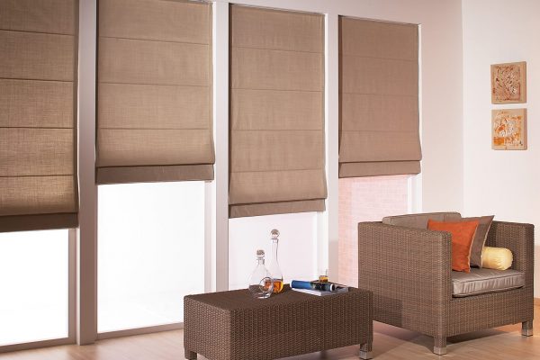 Roman blinds systems